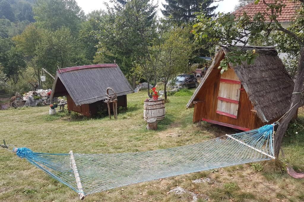 Log Cabin Uvac Nova Varoš Eksteriør billede