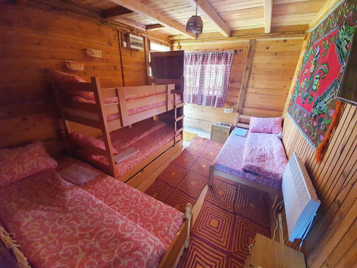 Log Cabin Uvac Nova Varoš Eksteriør billede